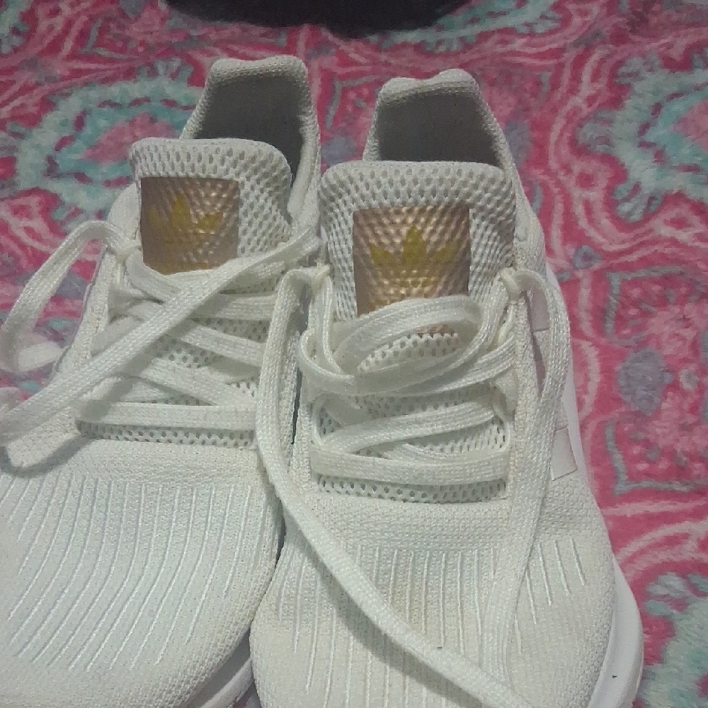 adidas White Athletic Shoes with Gold Accent